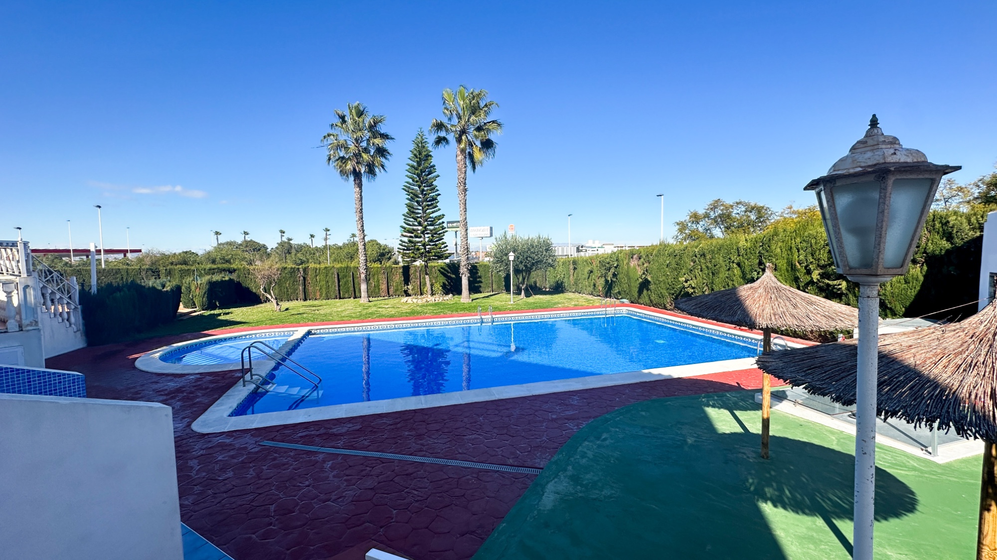 2 Bed, 1 Bath, ApartmentFor Sale, Torrevieja, Alicante