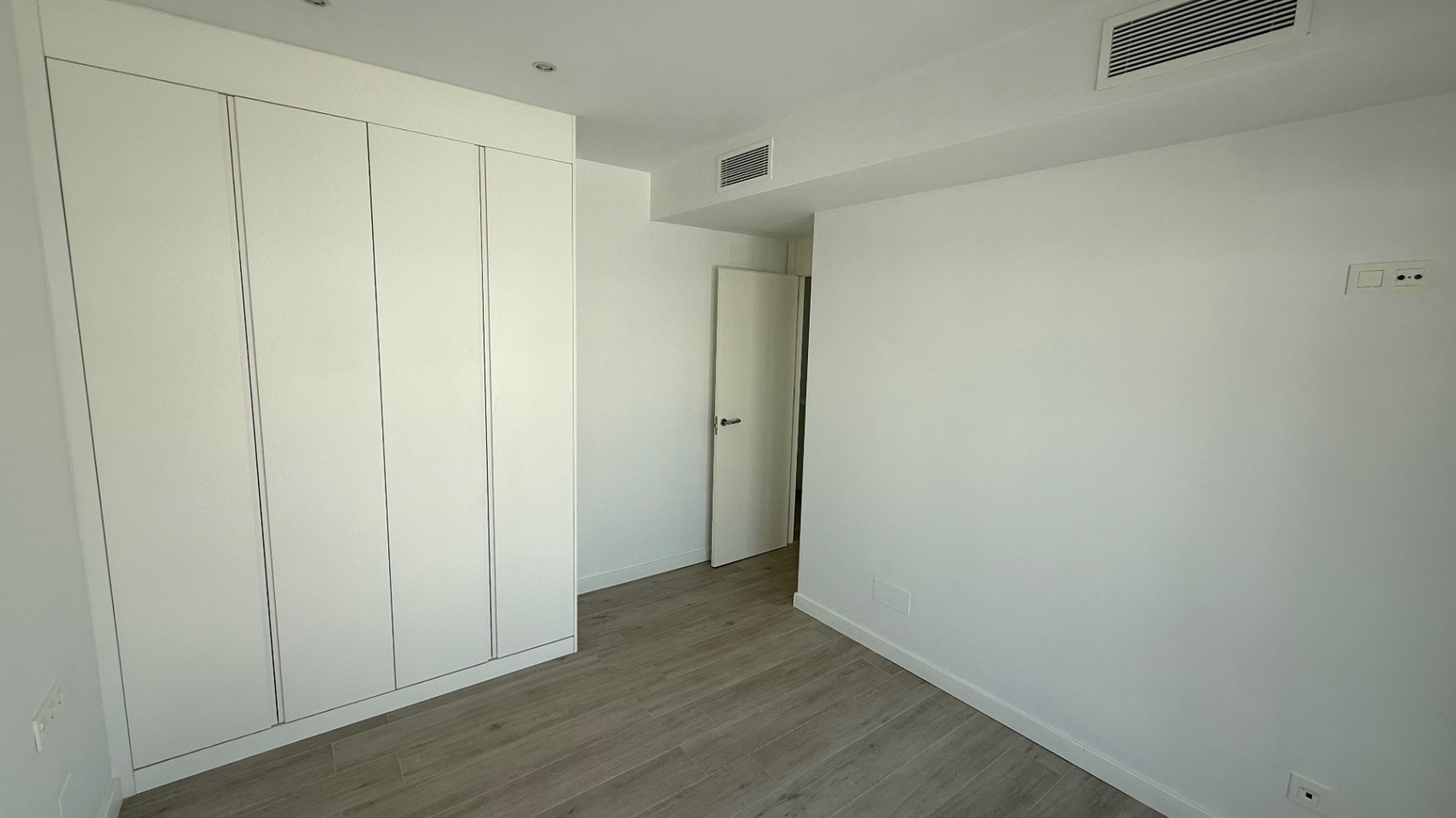 5 Bed, 3 Bath, HouseFor Sale, Orihuela, Alicante