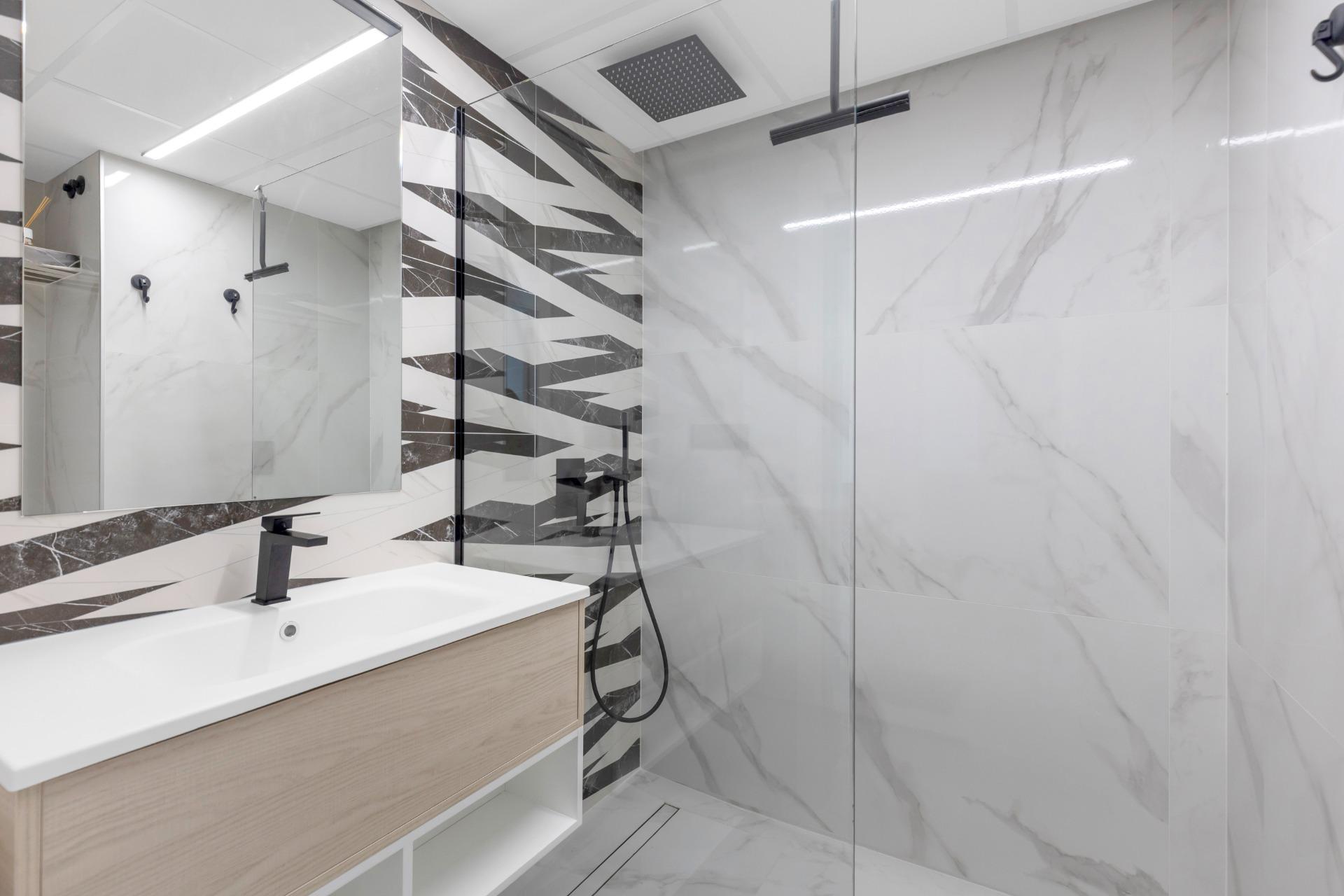 2 Bed, 2 Bath, ApartmentFor Sale, Guardamar Del Segura, Alicante