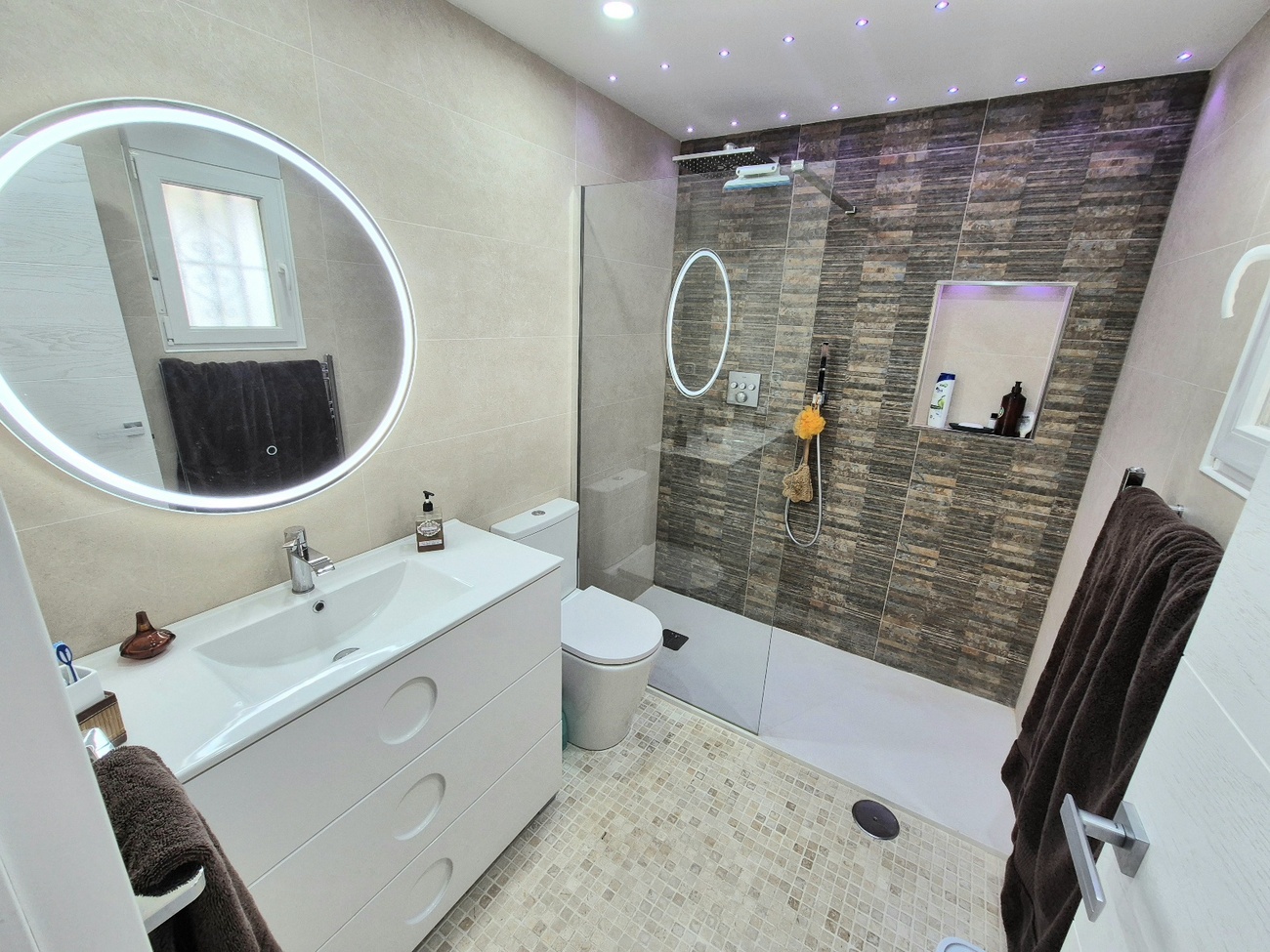 3 Bed, 2 Bath, HouseFor Sale, San Miguel de Salinas, Alicante