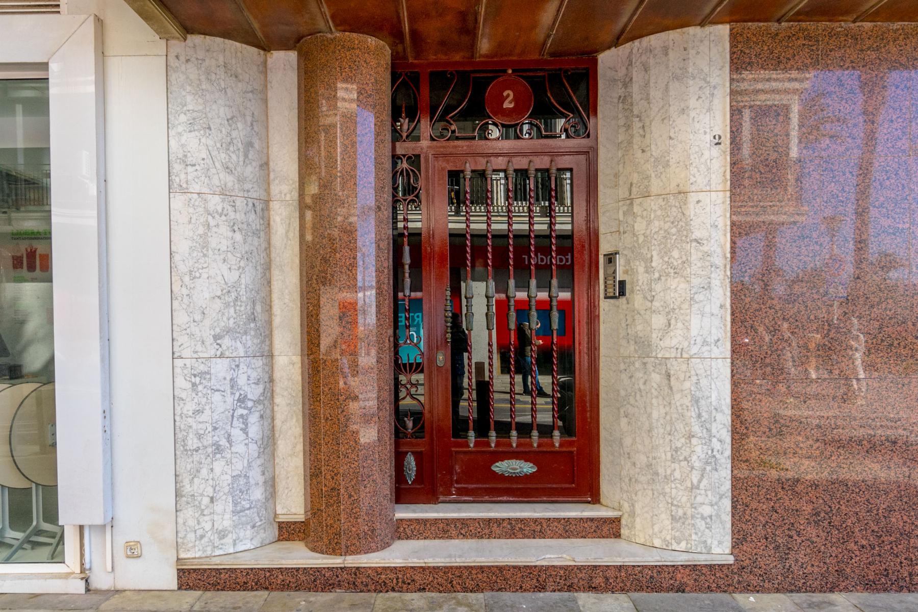 4 Bed, 2 Bath, ApartmentFor Sale, Torrevieja, Alicante