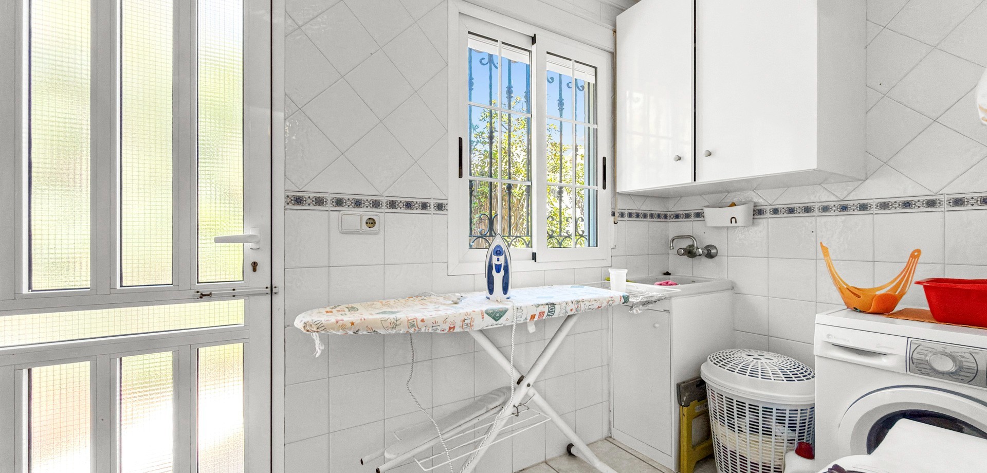 5 Bed, 6 Bath, HouseFor Sale, Torrevieja, Alicante