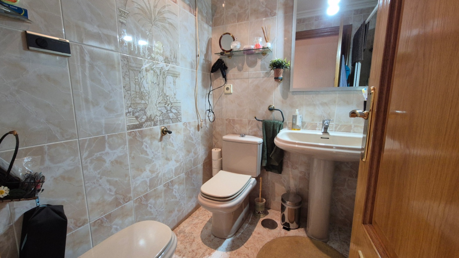 3 Bed, 2 Bath, ApartmentFor Sale, Torrevieja, Alicante
