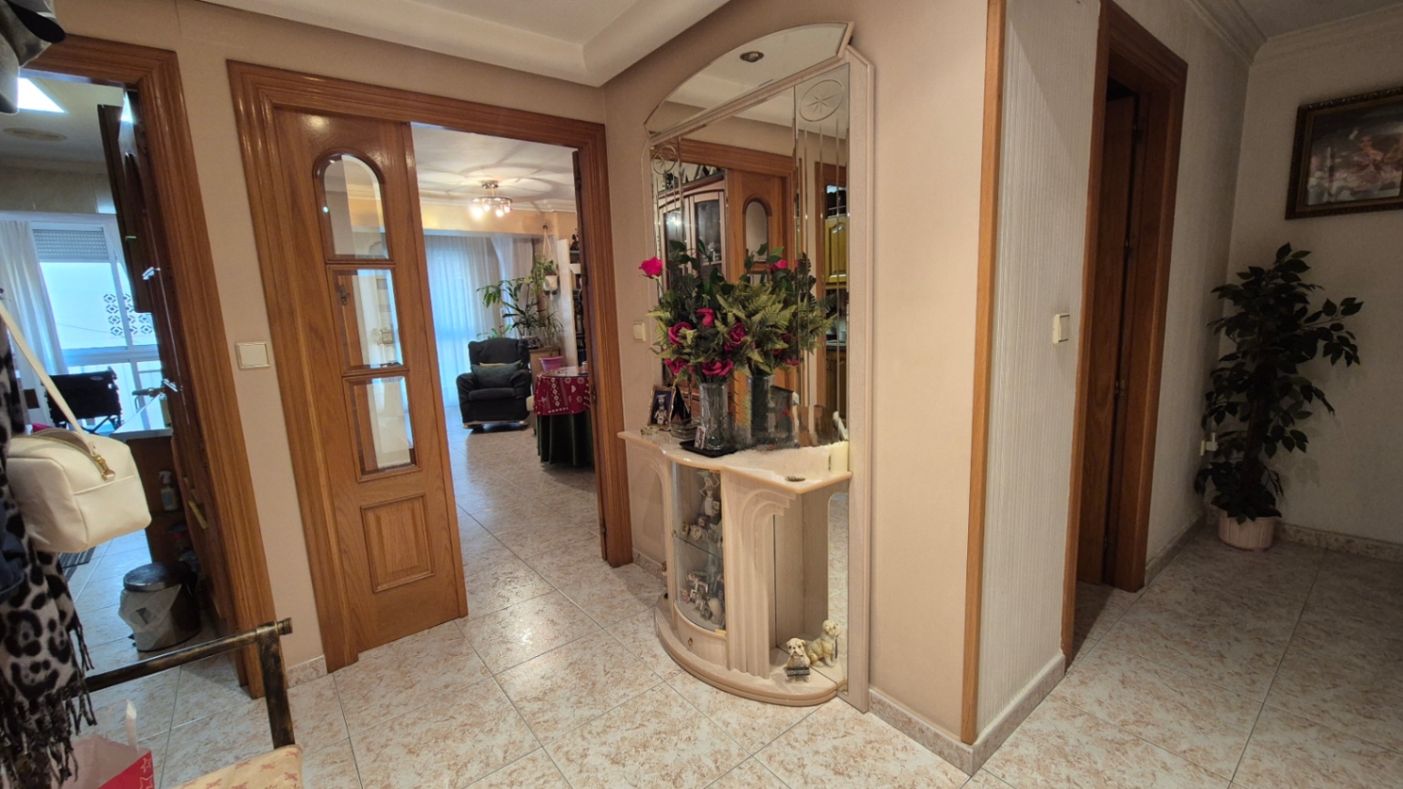 3 Bed, 2 Bath, ApartmentFor Sale, Torrevieja, Alicante
