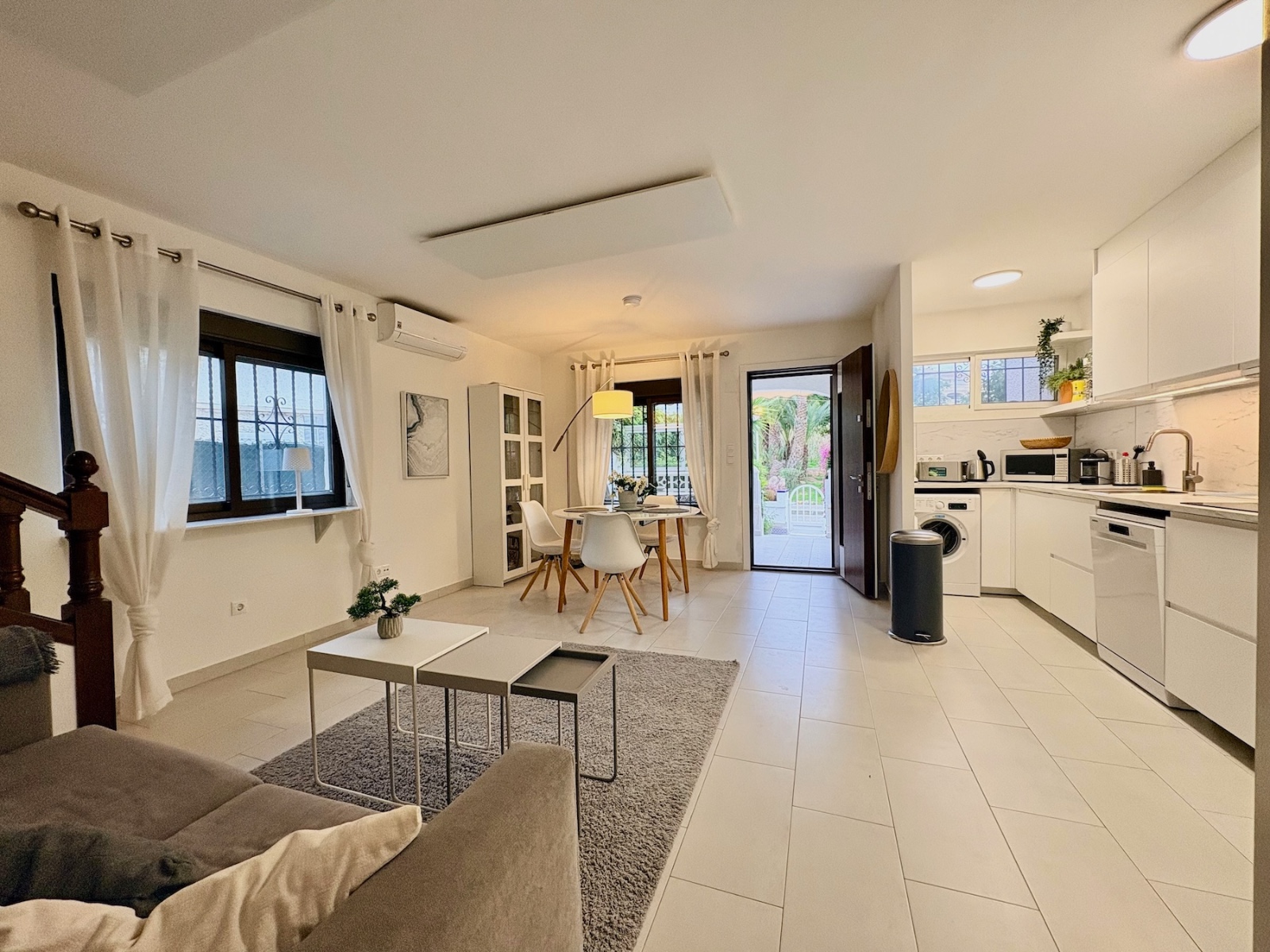 4 Bed, 2 Bath, HouseFor Sale, Orihuela Costa, Alicante