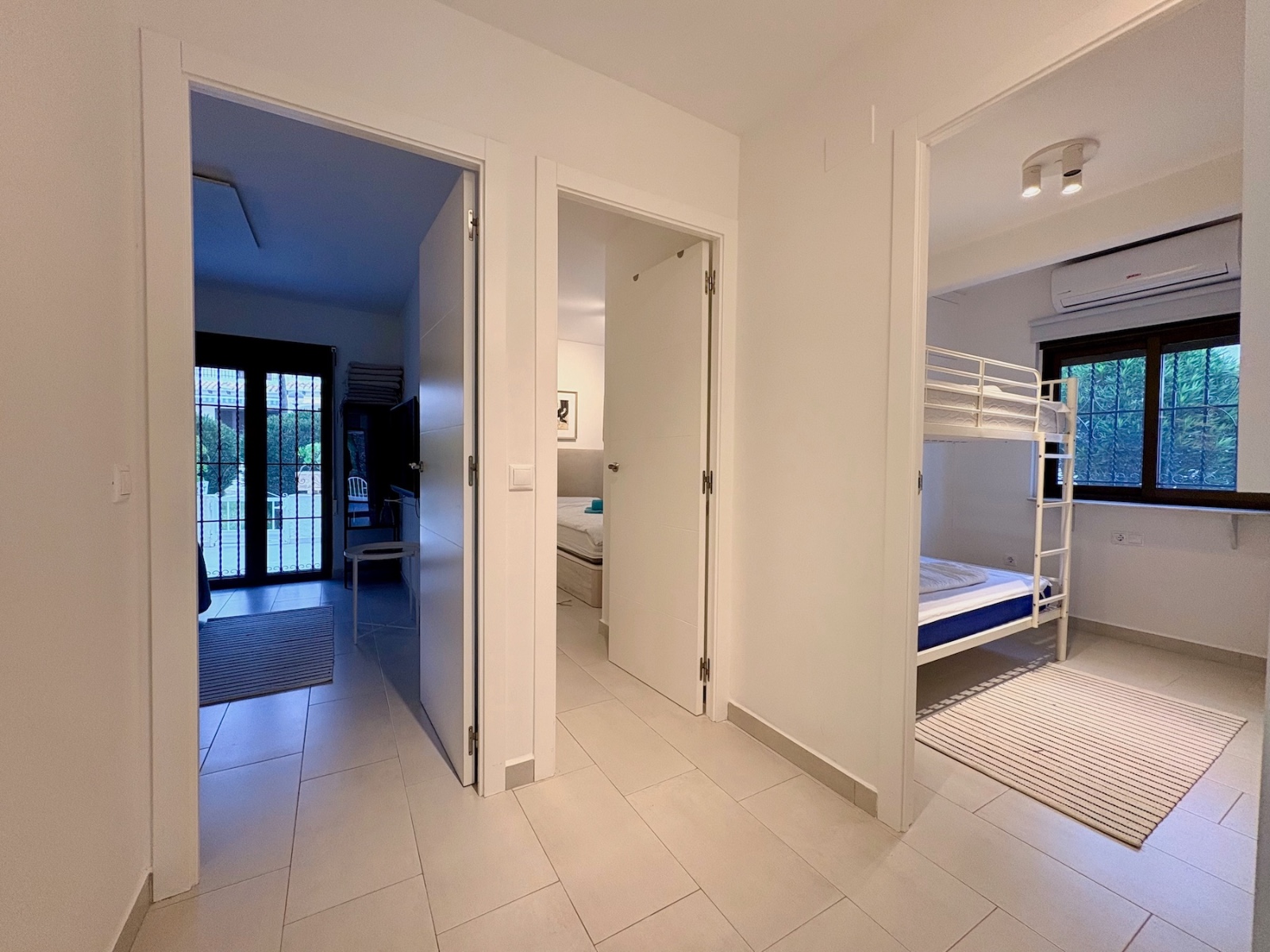 4 Bed, 2 Bath, HouseFor Sale, Orihuela Costa, Alicante