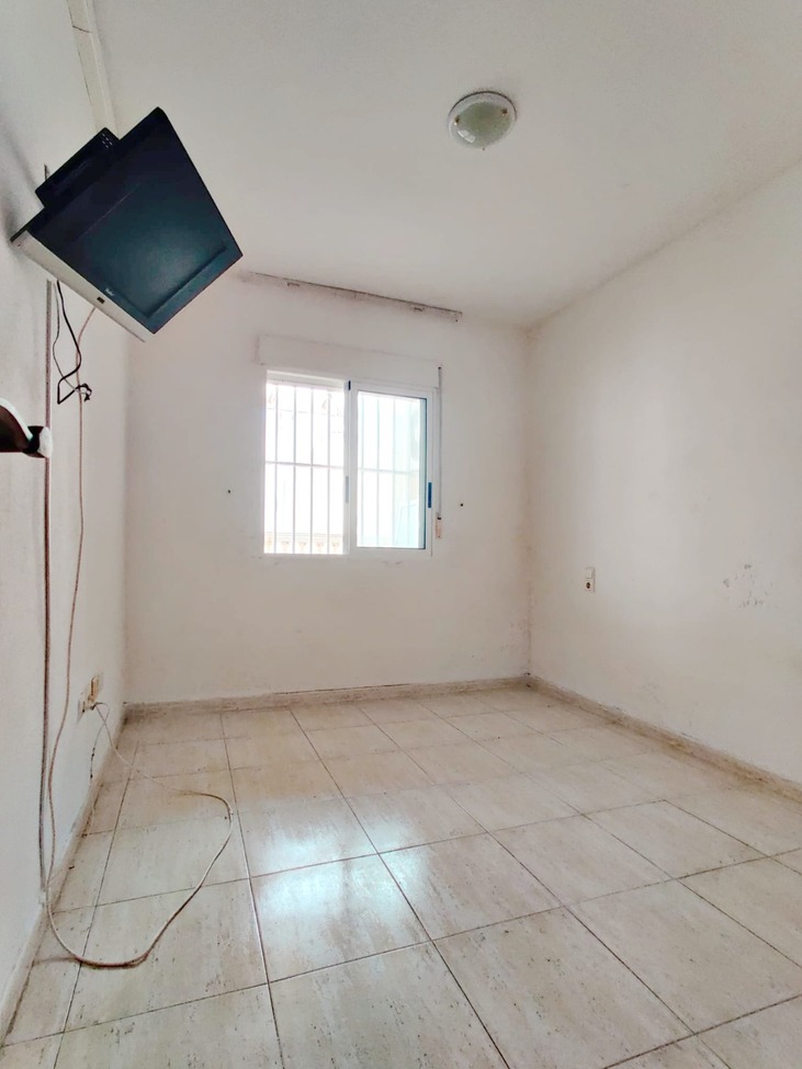 3 Bed, 2 Bath, ApartmentFor Sale, Torrevieja, Alicante