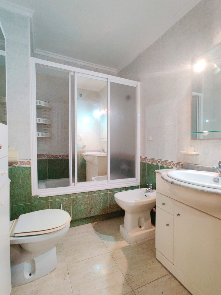 3 Bed, 2 Bath, ApartmentFor Sale, Torrevieja, Alicante