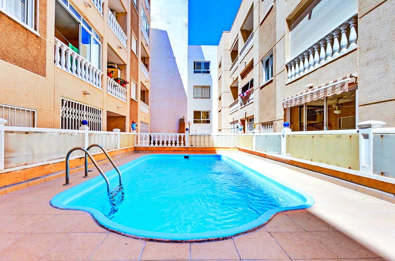 3 Bed, 2 Bath, ApartmentFor Sale, Torrevieja, Alicante