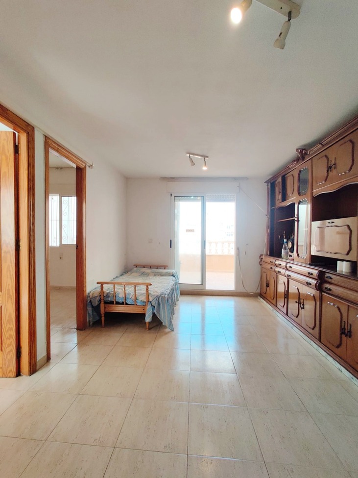 3 Bed, 2 Bath, ApartmentFor Sale, Torrevieja, Alicante