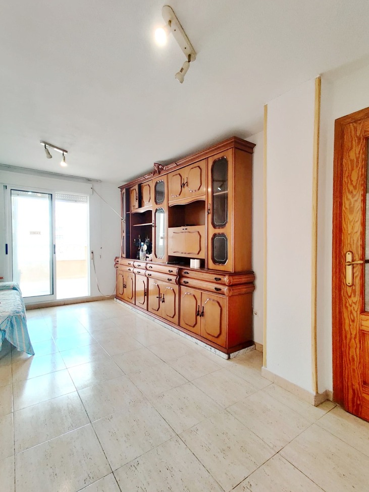 3 Bed, 2 Bath, ApartmentFor Sale, Torrevieja, Alicante