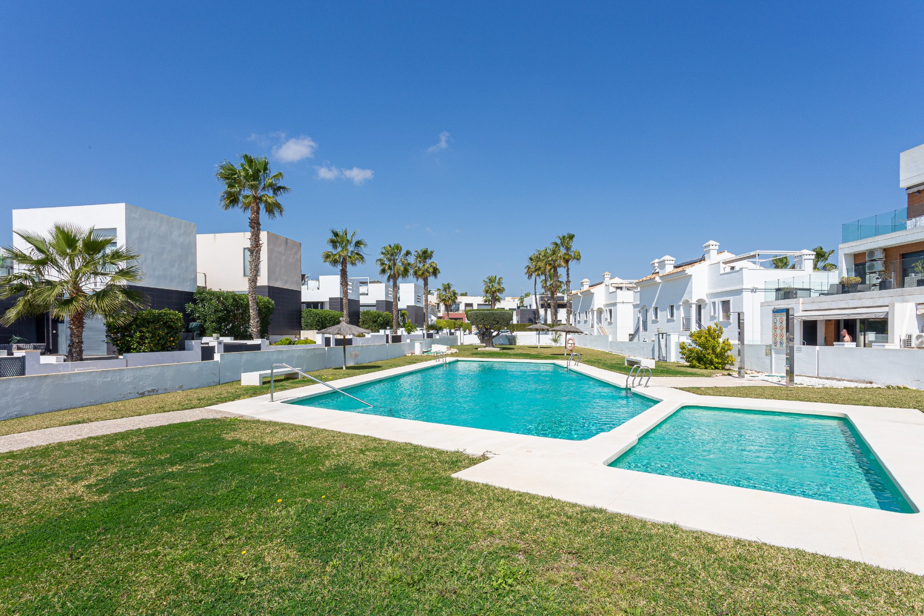 2 Bed, 2 Bath, HouseFor Sale, Orihuela Costa, Alicante
