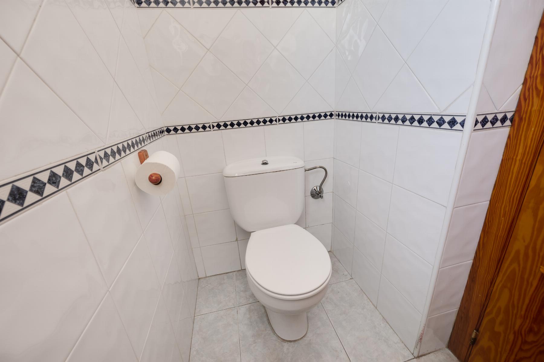 2 Bed, 2 Bath, ApartmentFor Sale, Torrevieja, Alicante