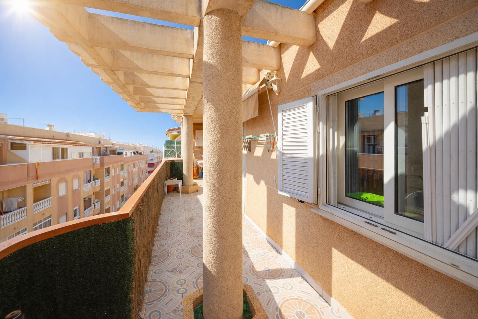 2 Bed, 2 Bath, ApartmentFor Sale, Torrevieja, Alicante