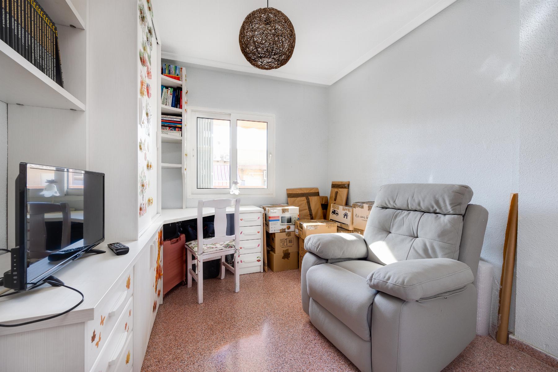 2 Bed, 2 Bath, ApartmentFor Sale, Torrevieja, Alicante