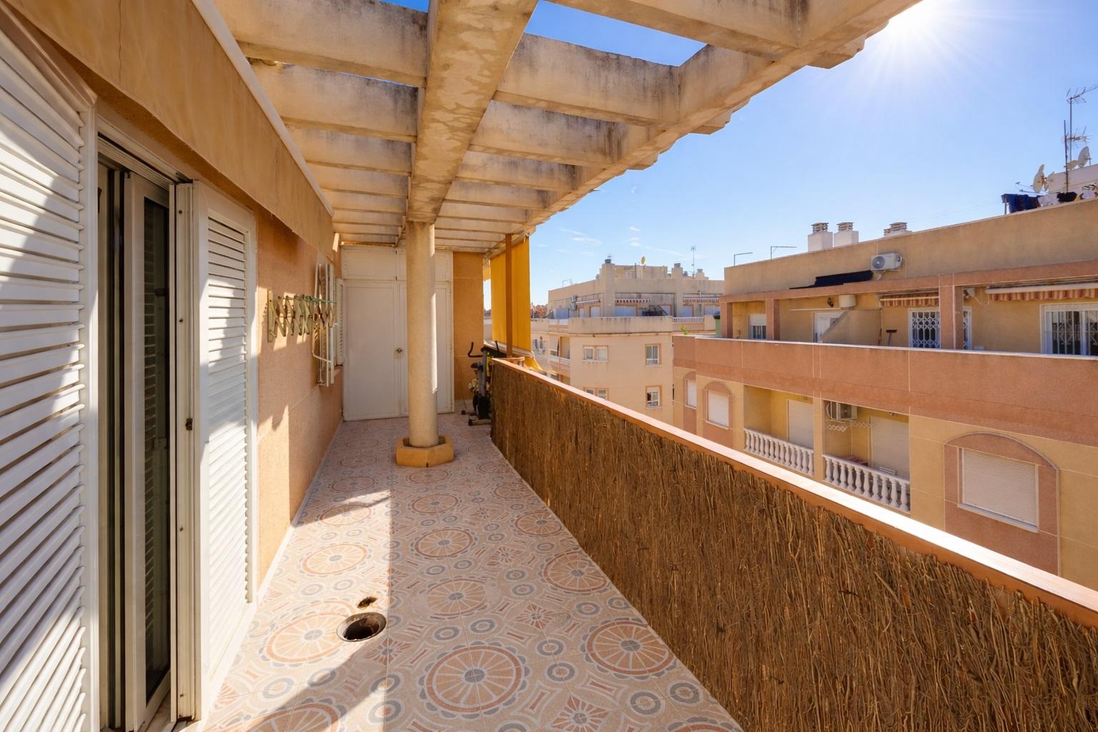 2 Bed, 2 Bath, ApartmentFor Sale, Torrevieja, Alicante