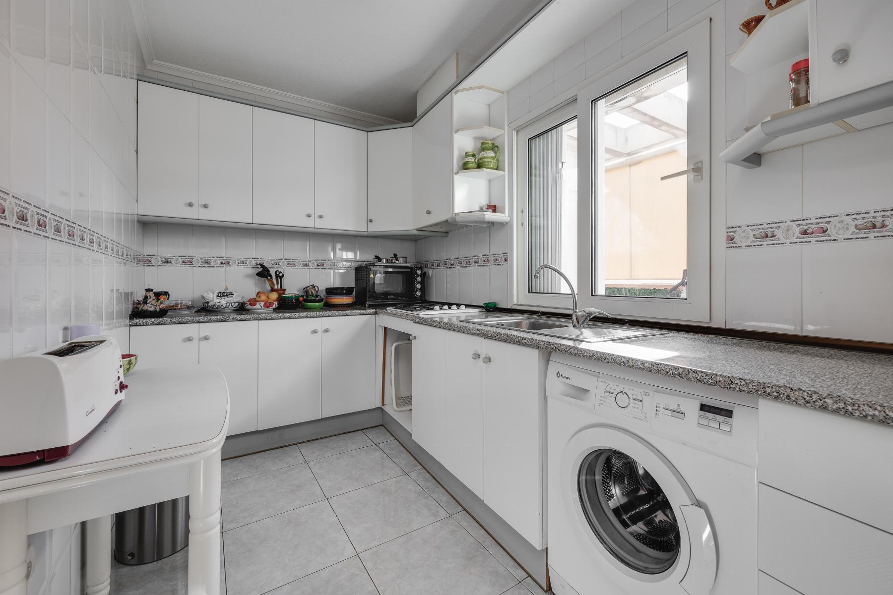 2 Bed, 2 Bath, ApartmentFor Sale, Torrevieja, Alicante