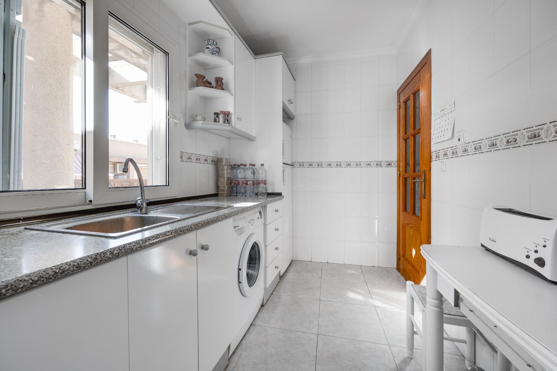 2 Bed, 2 Bath, ApartmentFor Sale, Torrevieja, Alicante