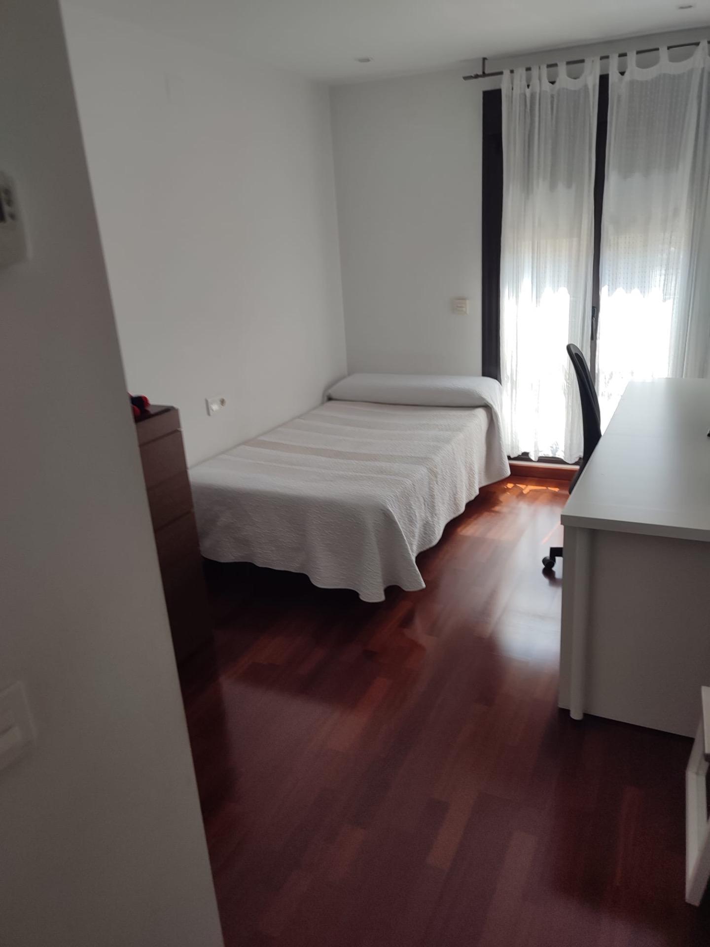 4 Bed, 2 Bath, ApartmentFor Sale, Orihuela, Alicante