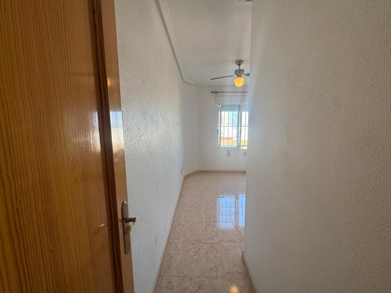 2 Bed, 1 Bath, ApartmentFor Sale, Torrevieja, Alicante