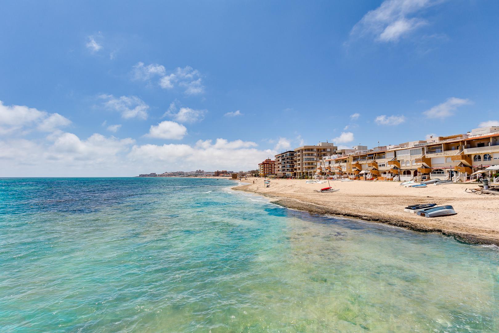 2 Bed, 1 Bath, ApartmentFor Sale, Torrevieja, Alicante