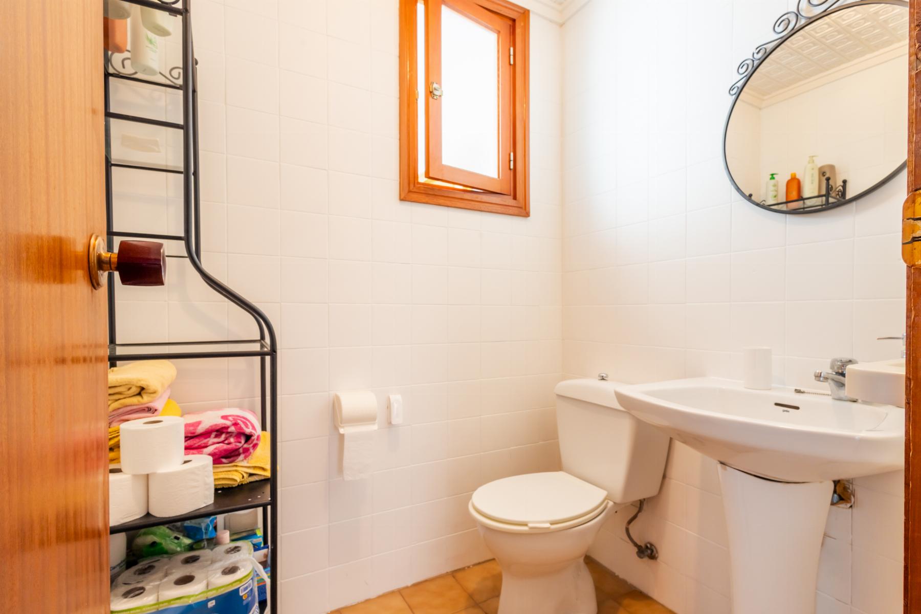 3 Bed, 2 Bath, ApartmentFor Sale, Torrevieja, Alicante