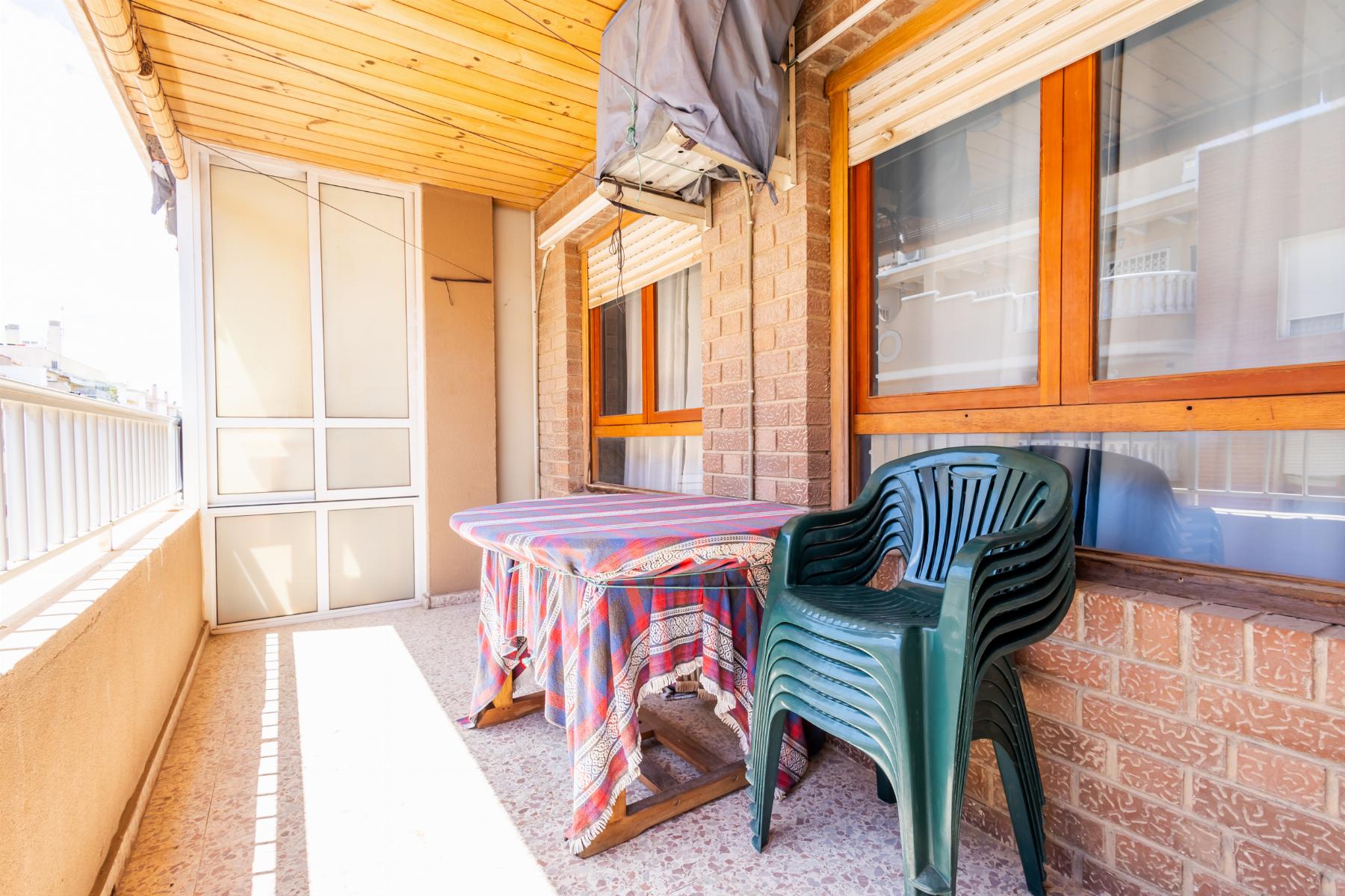 3 Bed, 2 Bath, ApartmentFor Sale, Torrevieja, Alicante