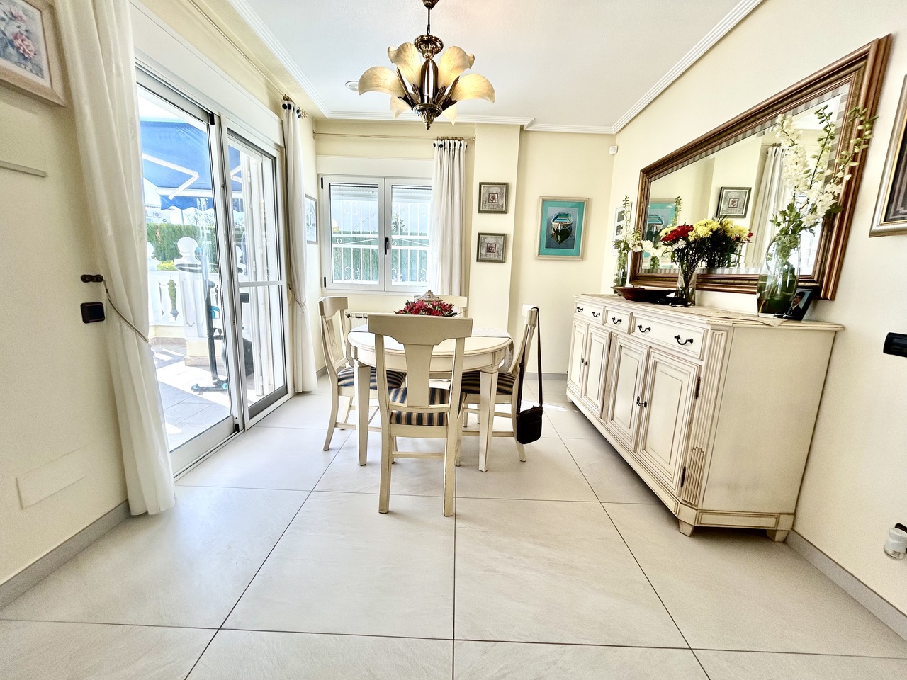 4 Bed, 3 Bath, HouseFor Sale, Pinar de Campoverde, Alicante