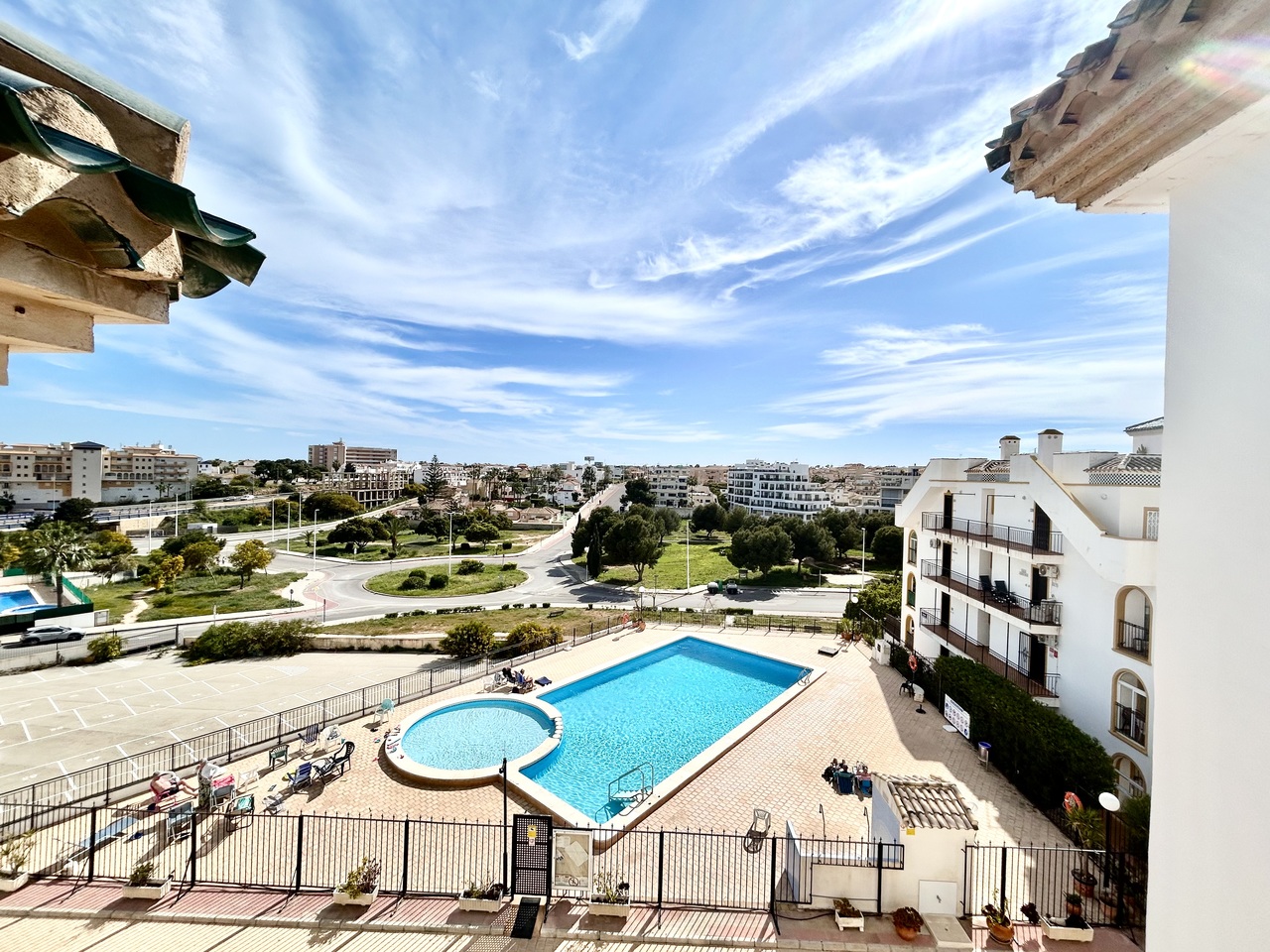 3 Bed, 2 Bath, ApartmentFor Sale, La Zenia, Alicante