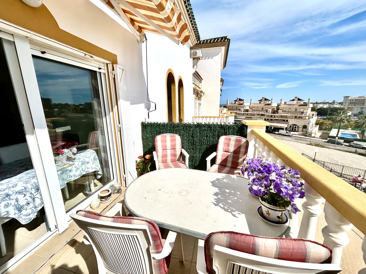 3 Bed, 2 Bath, ApartmentFor Sale, La Zenia, Alicante