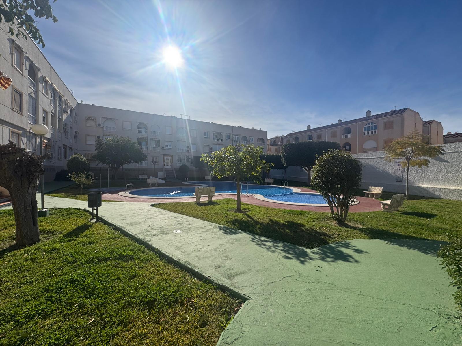 2 Bed, 1 Bath, ApartmentFor Sale, Torrevieja, Alicante