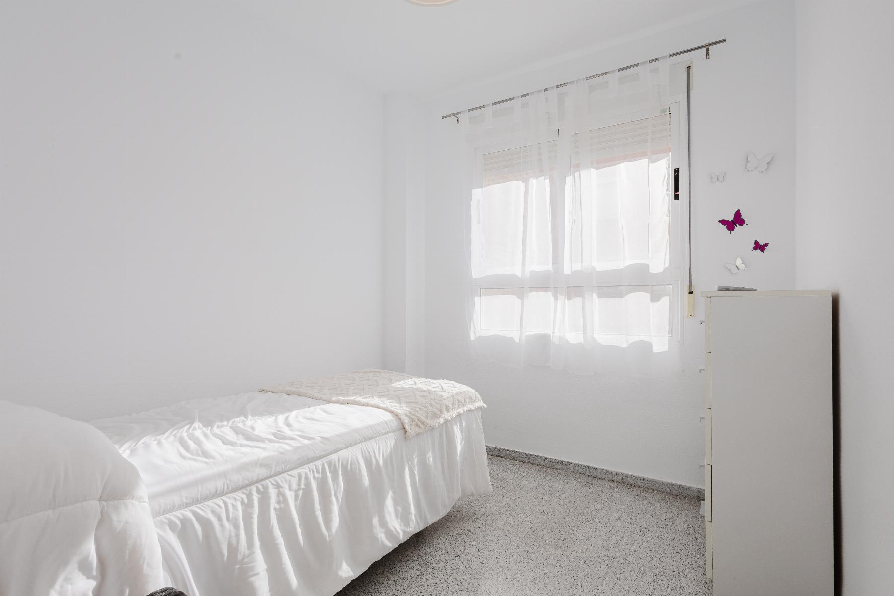 4 Bed, 2 Bath, ApartmentFor Sale, San Miguel de Salinas, Alicante