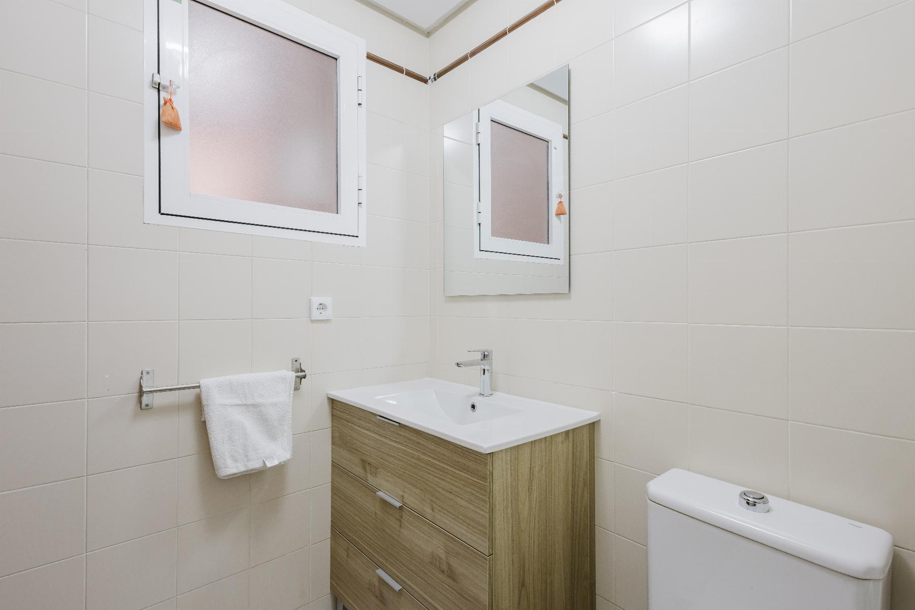 4 Bed, 2 Bath, ApartmentFor Sale, San Miguel de Salinas, Alicante