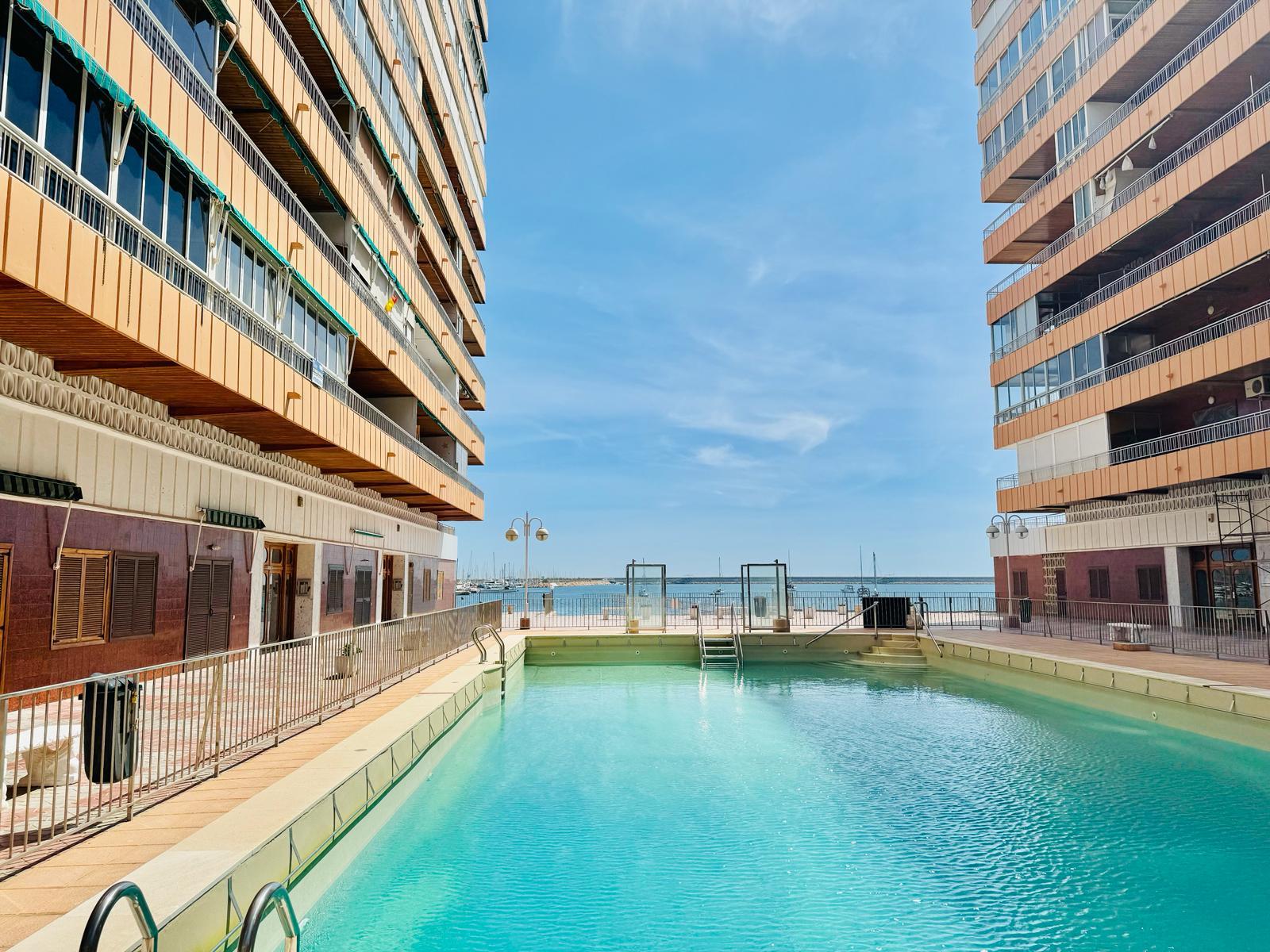 3 Bed, 2 Bath, ApartmentFor Sale, Torrevieja, Alicante