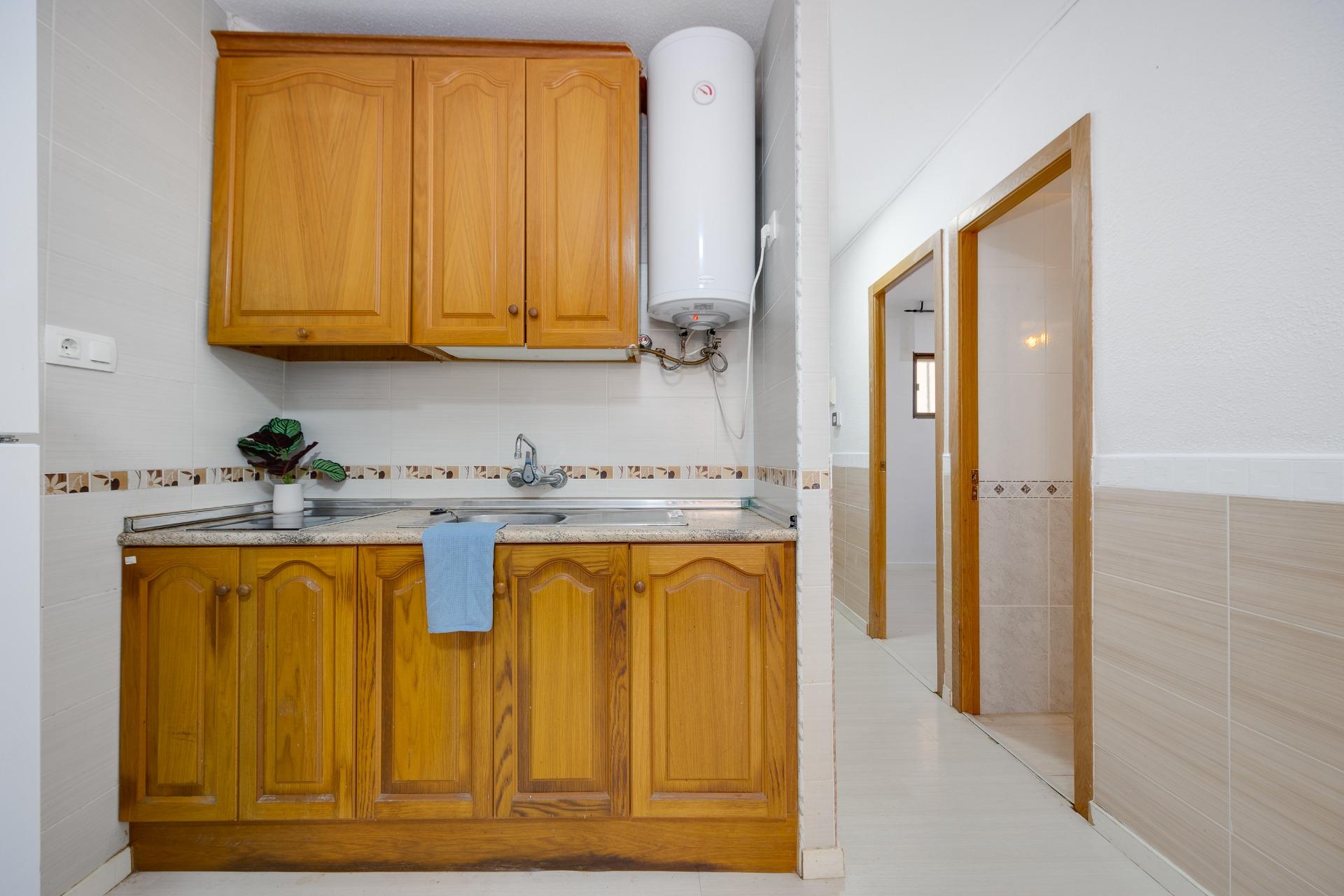 2 Bed, 1 Bath, ApartmentFor Sale, Torrevieja, Alicante