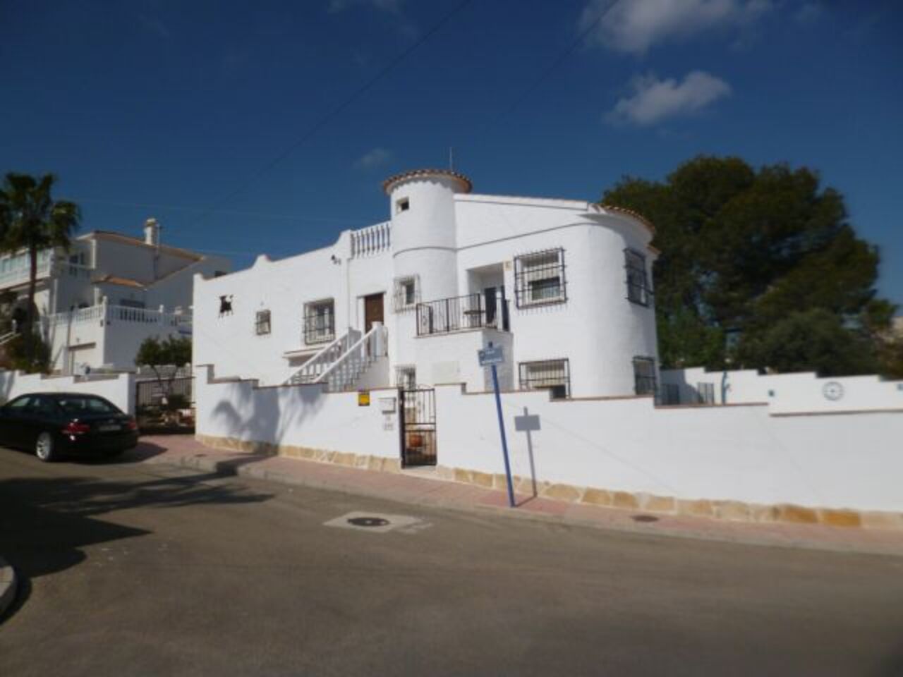 5 Bed, 4 Bath, HouseFor Sale, Villamartin, Alicante