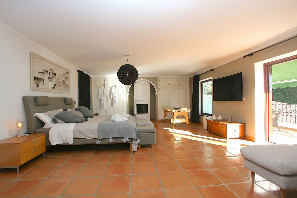 6 Bed, 5 Bath, HouseFor Sale, Mijas, Malaga