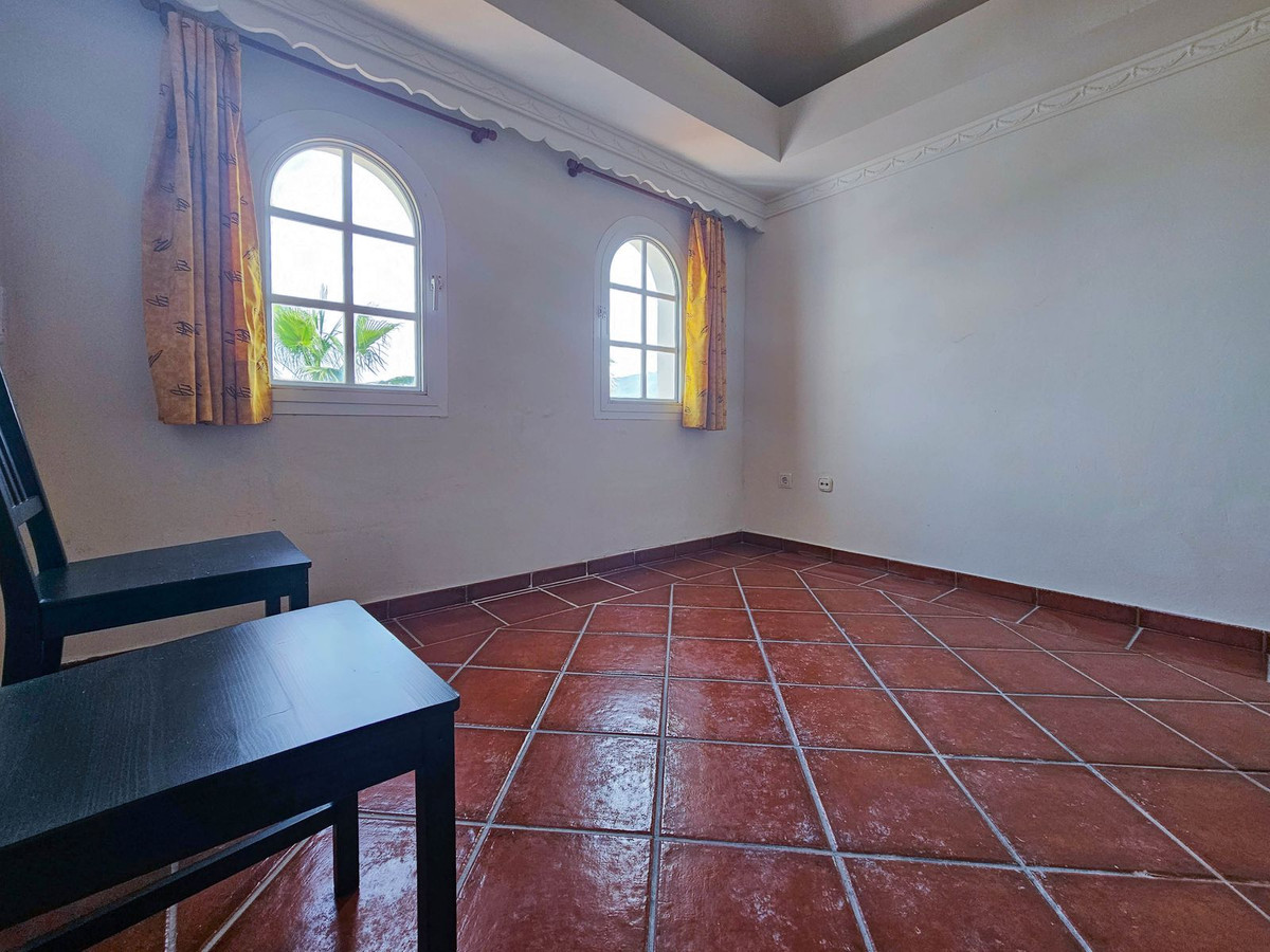 Coin, Malaga, 3 Bedrooms Bedrooms, ,2 BathroomsBathrooms,For Sale,R5317546