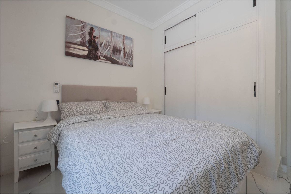 Coin, Malaga, 3 Bedrooms Bedrooms, ,2 BathroomsBathrooms,For Sale,R5317546