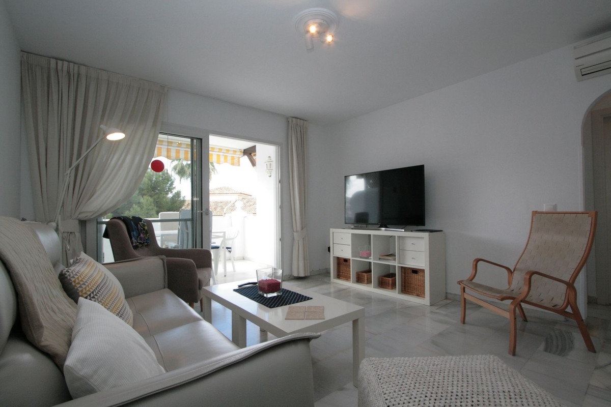 1 Bed, 1 Bath, ApartmentFor Sale, Fuengirola, Malaga
