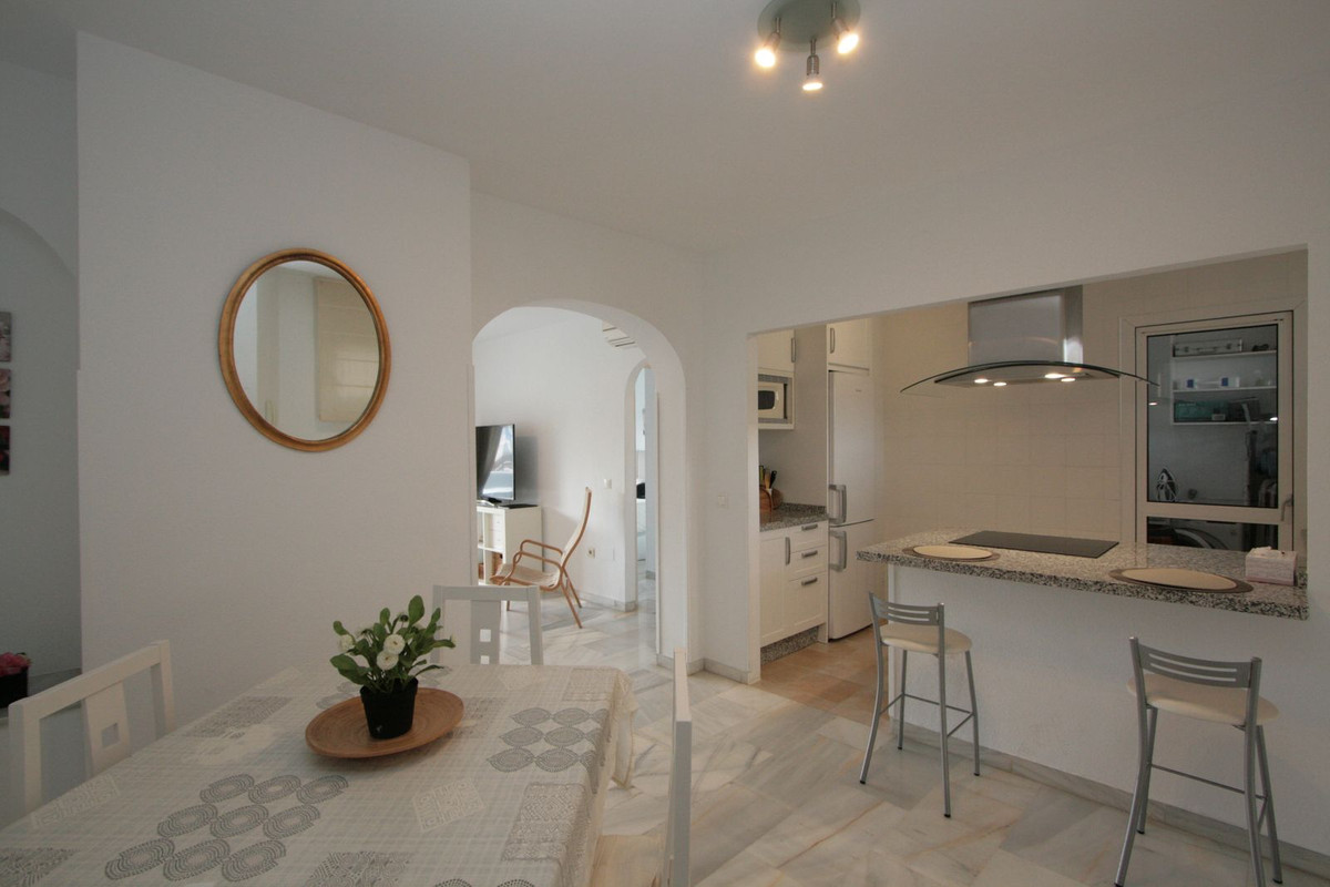 1 Bed, 1 Bath, ApartmentFor Sale, Fuengirola, Malaga
