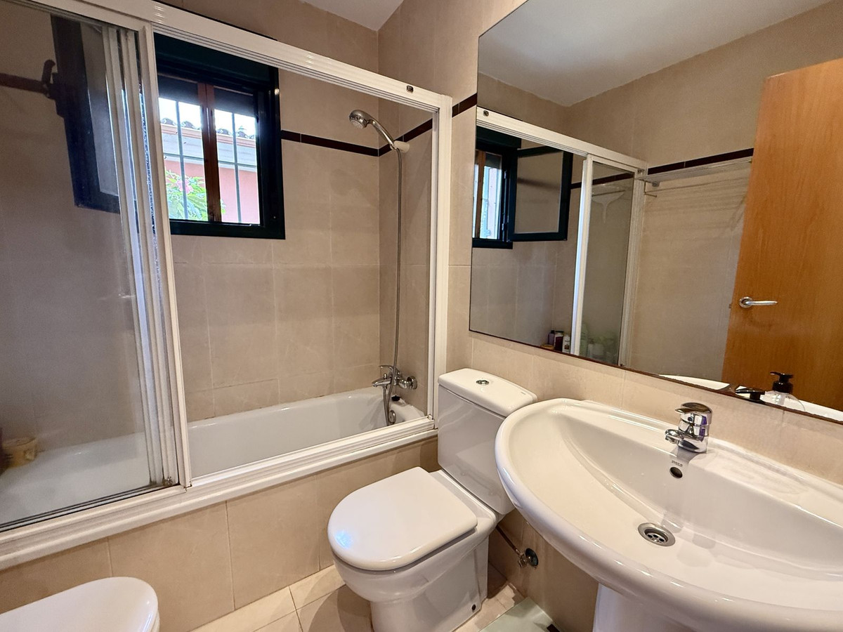 2 Bed, 2 Bath, ApartmentFor Sale, Marbesa, Malaga