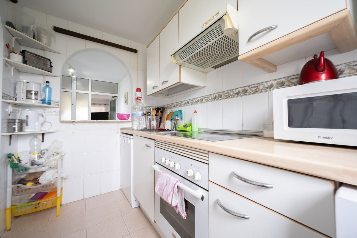 3 Bed, 2 Bath, ApartmentFor Sale, Riviera Del Sol, Malaga