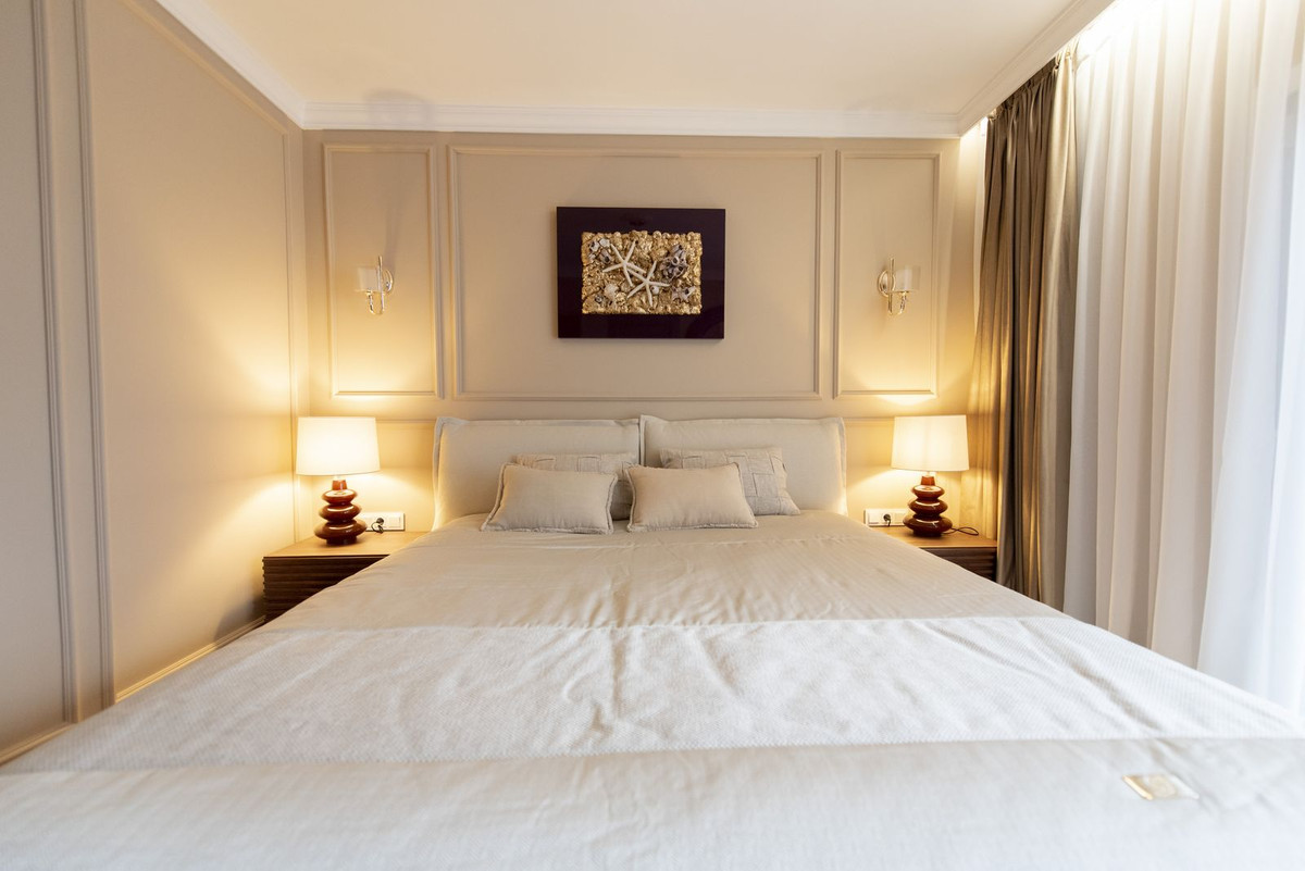 3 Bed, 2 Bath, HouseFor Sale, Nueva Andalucia, Malaga