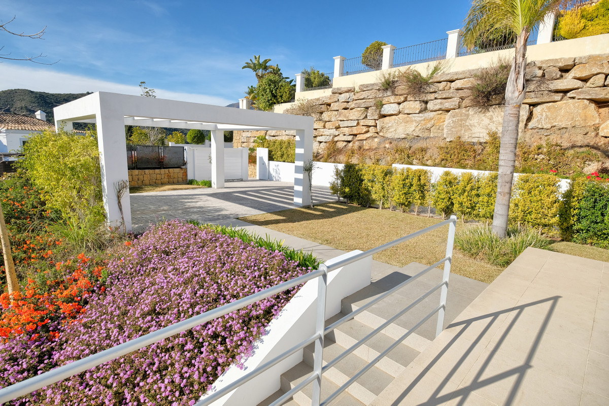 4 Bed, 4 Bath, HouseFor Sale, Benahavis, Malaga