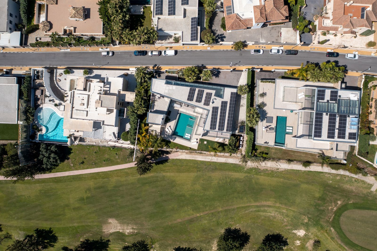 5 Bed, 5 Bath, HouseFor Sale, Benahavis, Malaga