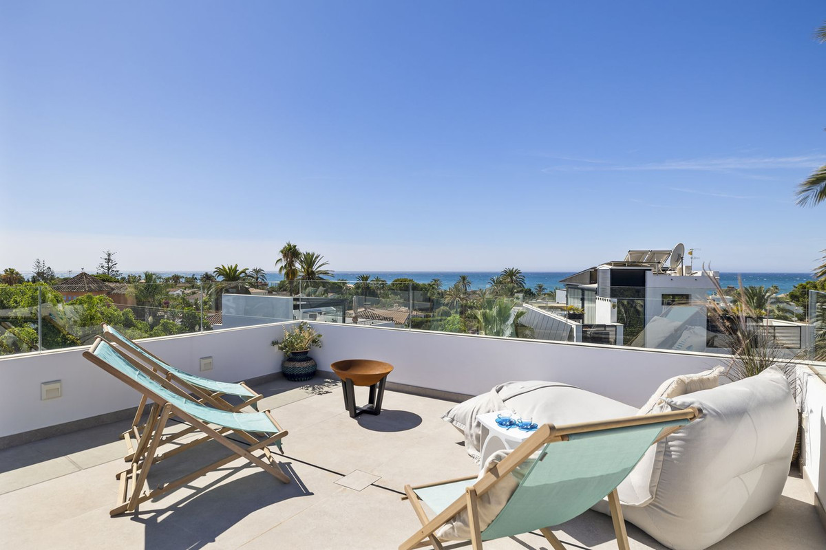 5 Bed, 5 Bath, HouseFor Sale, Marbesa, Malaga