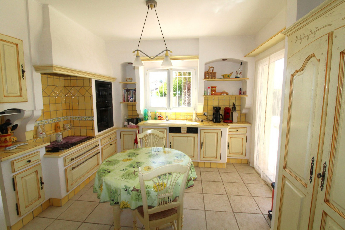 3 Bed, HouseFor Sale, Florensac, Herault, Languedoc-Roussillon, 34510