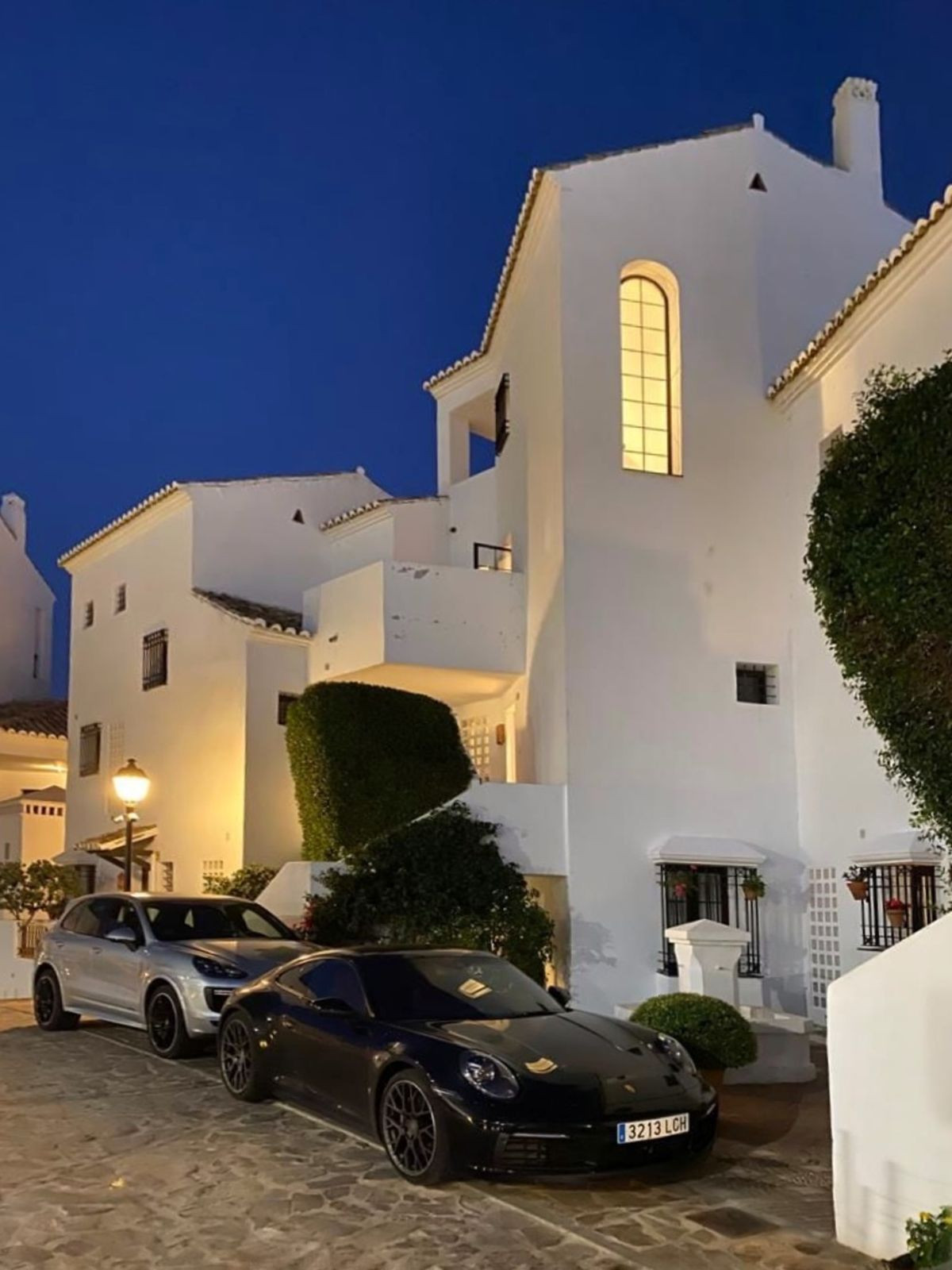 4 Bed, 3 Bath, ApartmentFor Sale, Los Monteros, Malaga