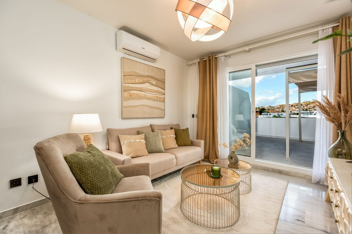 2 Bed, 1 Bath, ApartmentFor Sale, Riviera Del Sol, Malaga